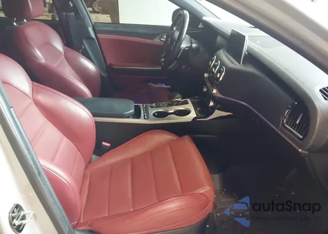 2019 Kia Stinger Gt2 from USA, damaged, VIN KNAE55LC6K6054362